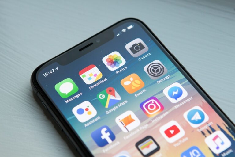 Bali SIM Card Guide 2026 — Best Options for Tourists & Nomads