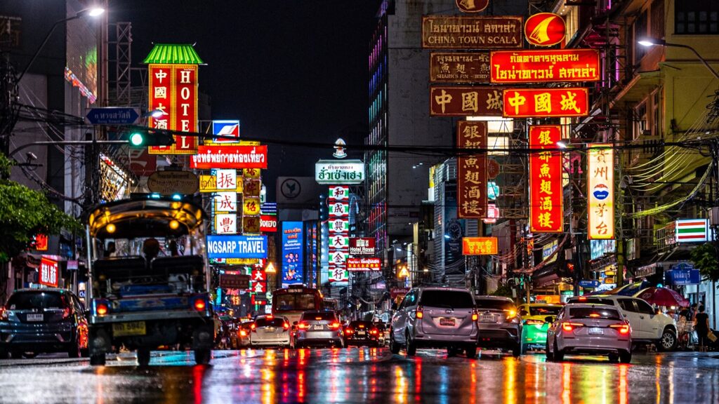 Bangkok SIM Card Guide 2026: Best Options for Tourists and Nomads
