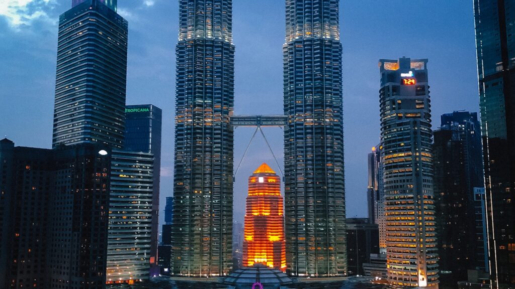 Kuala Lumpur Weather Guide 2026: Best Time to Visit by Month