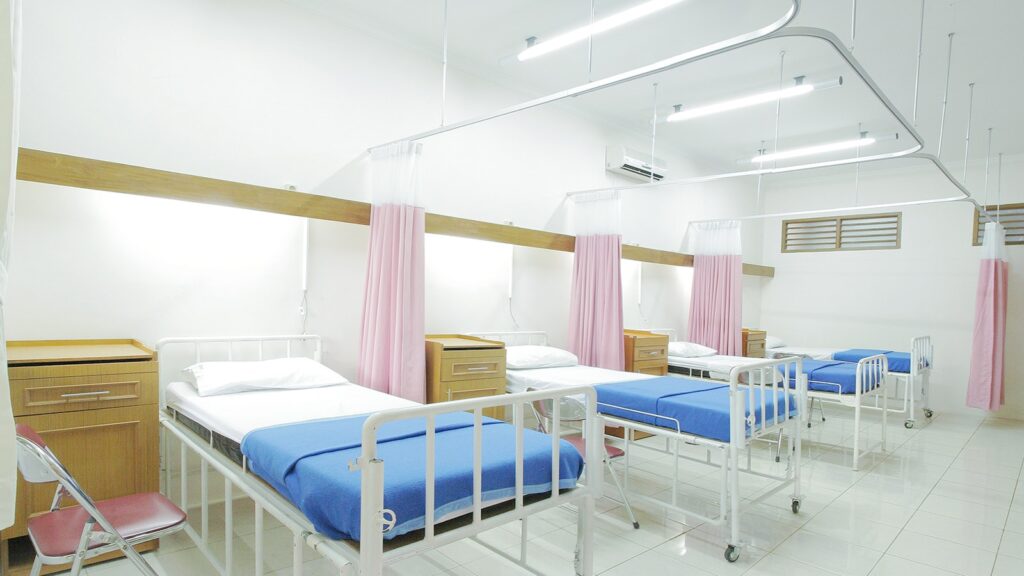 Singapore Healthcare Guide 2026: Hospitals, Insurance & What to Expect